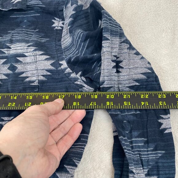 American Eagle Outfitters Men's Shirt M Classic Fit Aztec Southwestern Casual - Picture 4 of 8